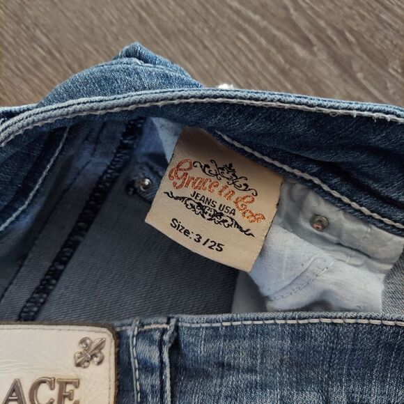 Grace in LA Boot Cut Embellished Jeans 3/25 - Picture 6 of 11
